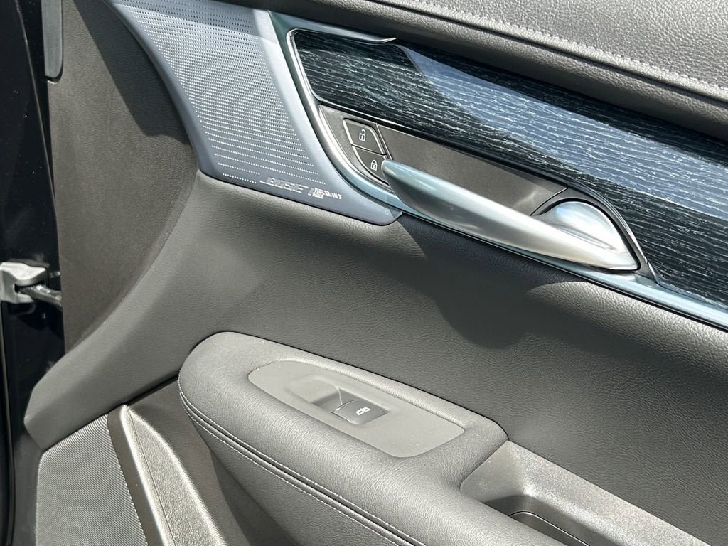 Certified 2025 Cadillac XT5 Premium Luxury AWD/4WD image 26