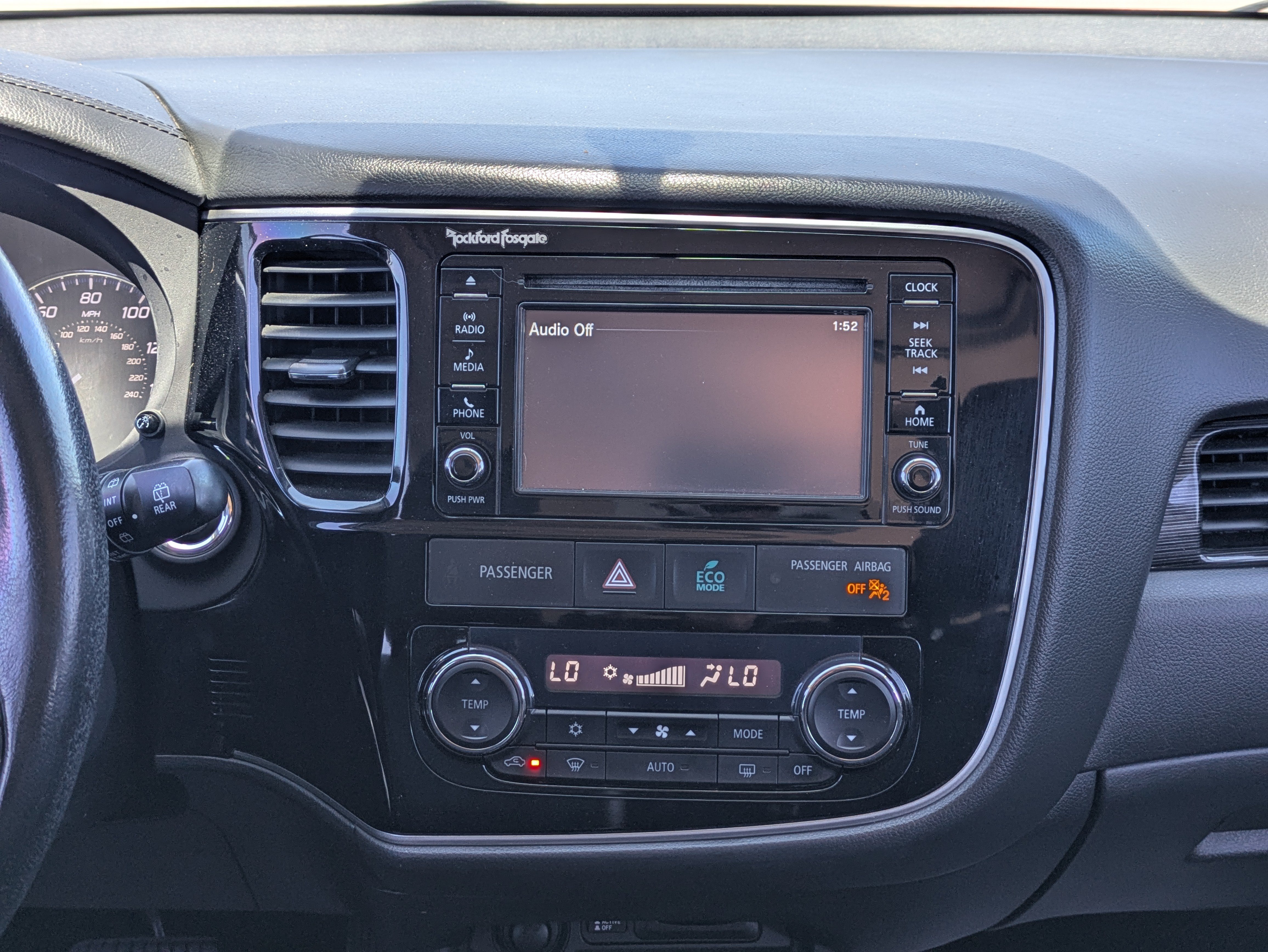 Used 2016 Mitsubishi Outlander SE FWD image 19