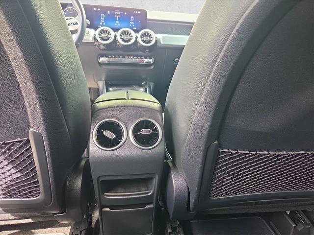 Used 2024 Mercedes-Benz GLB 250 image 14