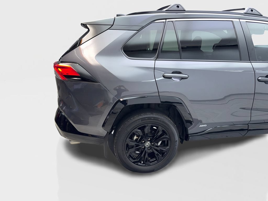 Used 2023 Toyota RAV4 XSE AWD/4WD image 17