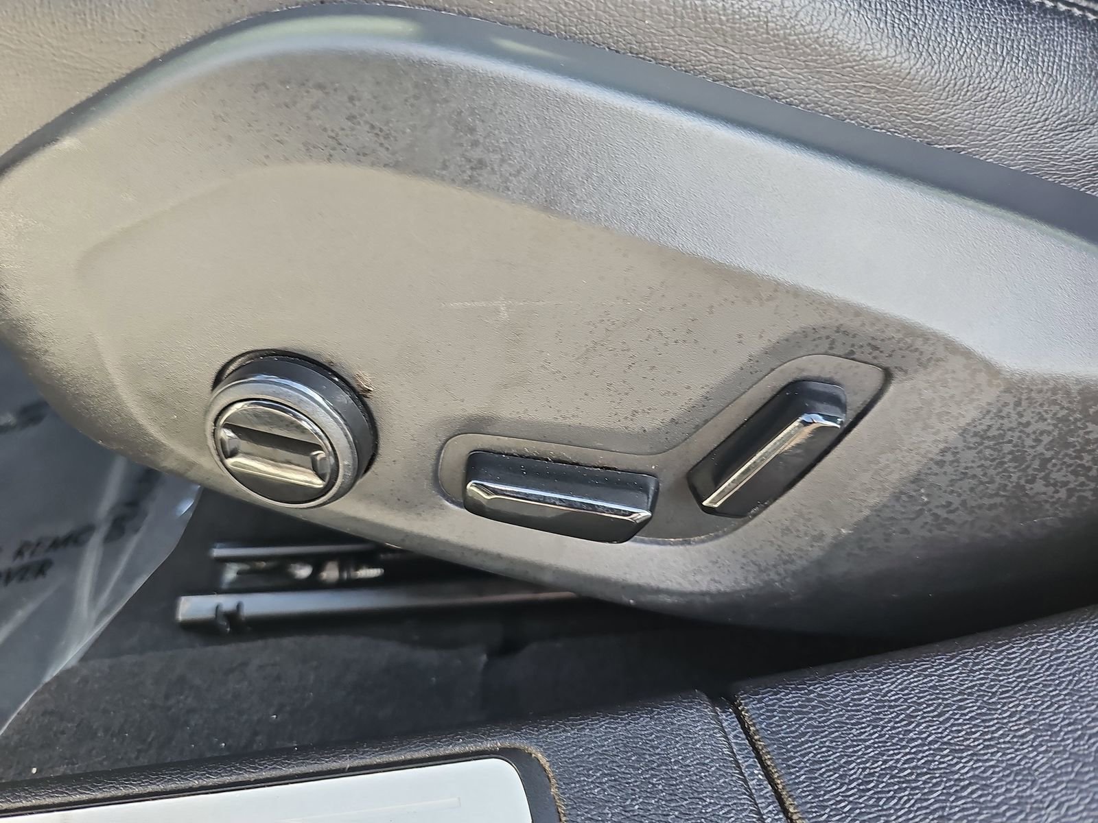 Used 2024 Volvo S60 B5 Core image 29