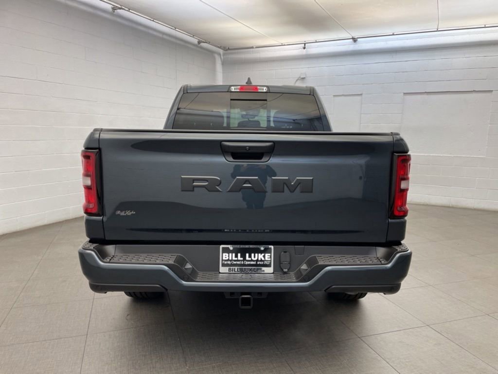 New 2026 RAM 1500 Express image 4