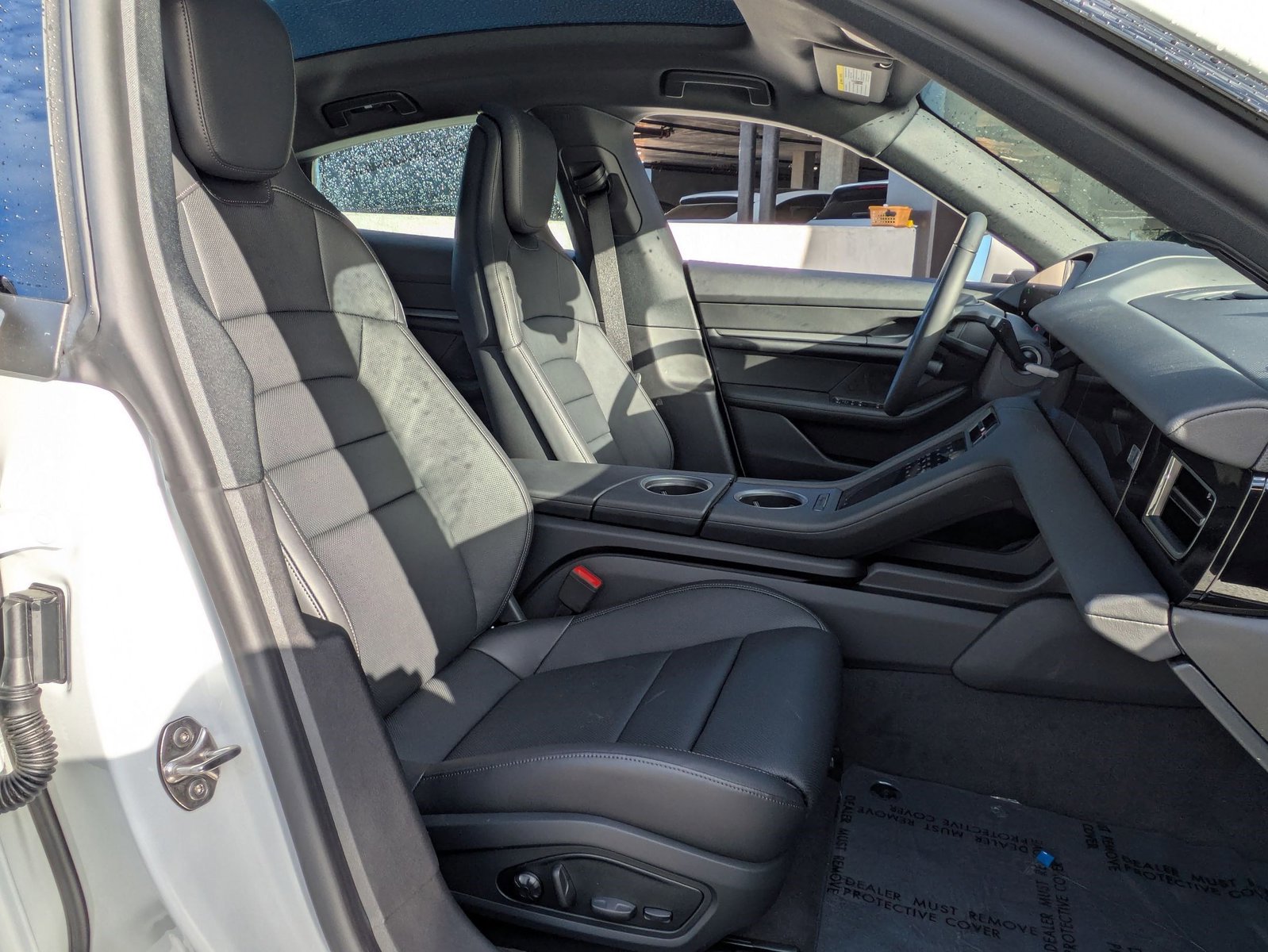 New 2025 Porsche Taycan image 24