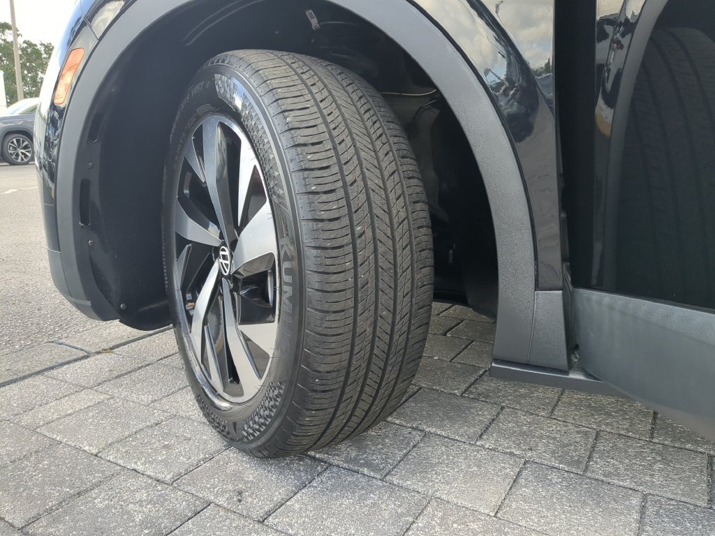 Certified 2023 Volkswagen ID.4 Pro RWD image 34