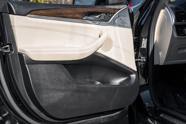 Used 2020 BMW X3 xDrive30i w/ Convenience Package image 39