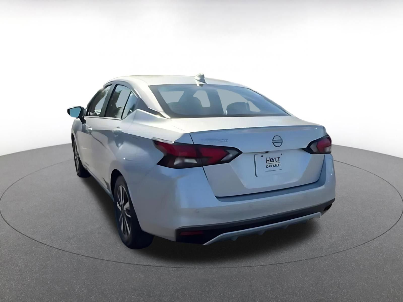 Used 2025 Nissan Versa SV image 11