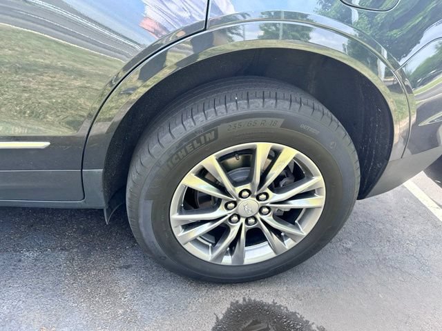 Used 2021 Cadillac XT5 Premium Luxury AWD/4WD image 12