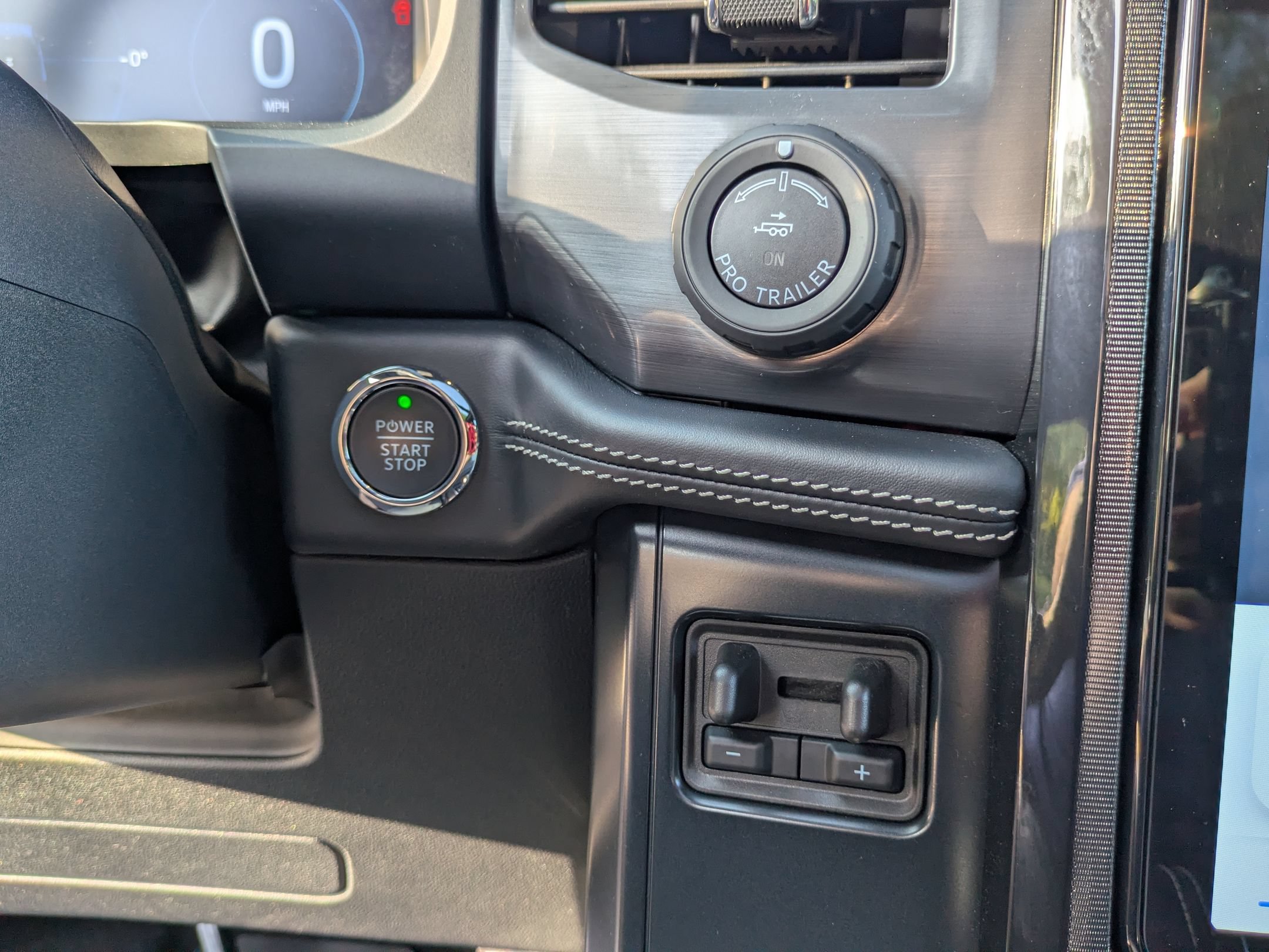 Certified 2025 Ford F150 Lightning Platinum AWD/4WD image 26
