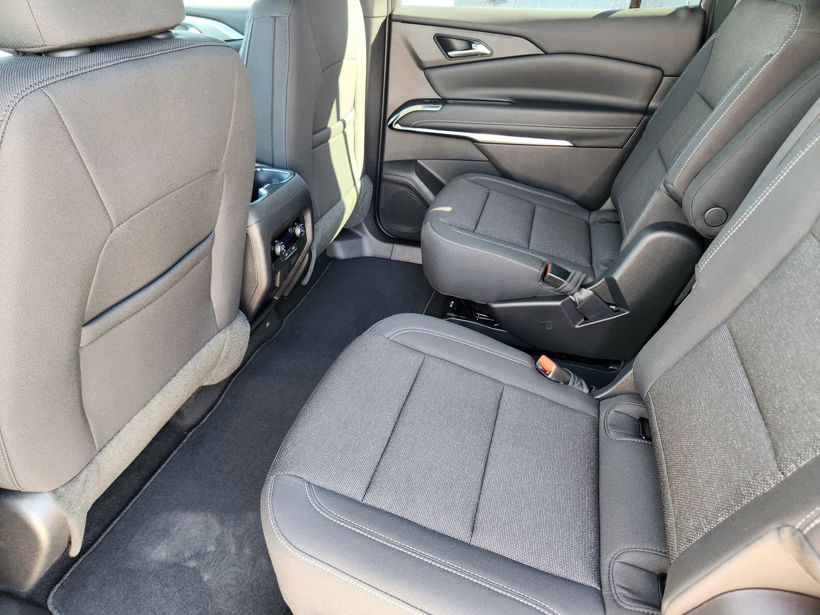 New 2026 Chevrolet Traverse LT w/ Midnight/Sport Edition image 22