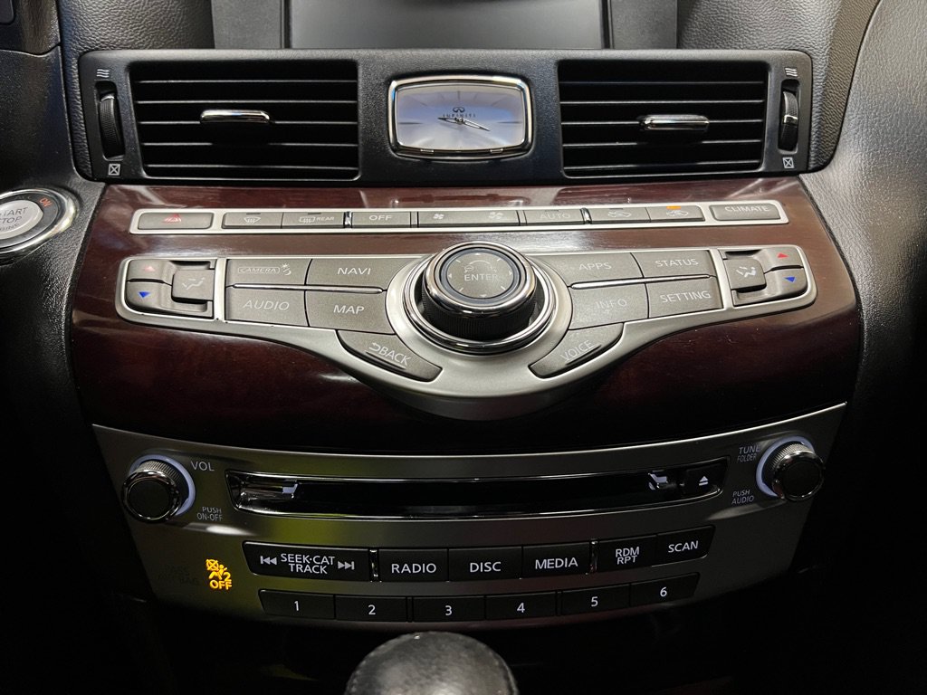 Used 2018 INFINITI Q70 L 3.7 RWD image 35