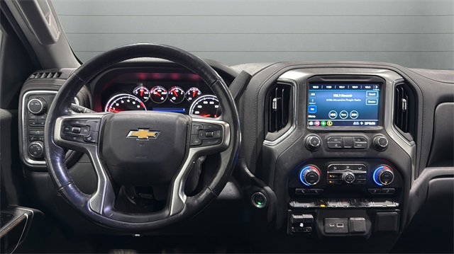 Used 2021 Chevrolet Silverado 1500 LT image 6