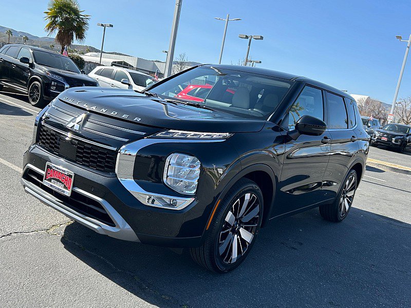 New 2026 Mitsubishi Outlander SE image 6