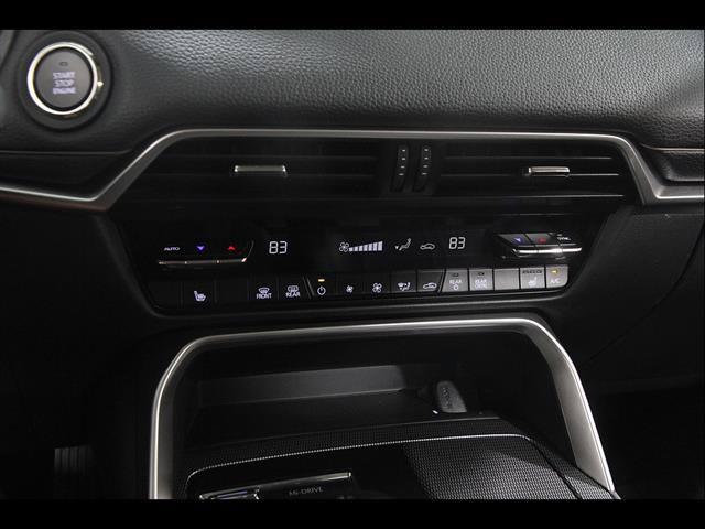 Certified 2025 MAZDA CX-70 3.3 Turbo w/ Preferred Package AWD/4WD image 13