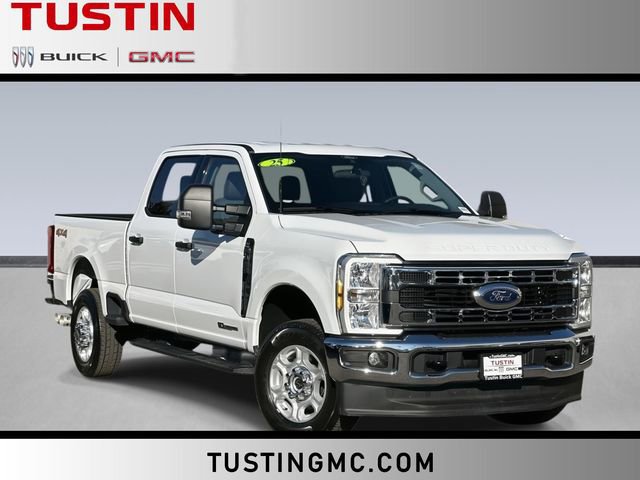 Used 2025 Ford F350 XLT image 1