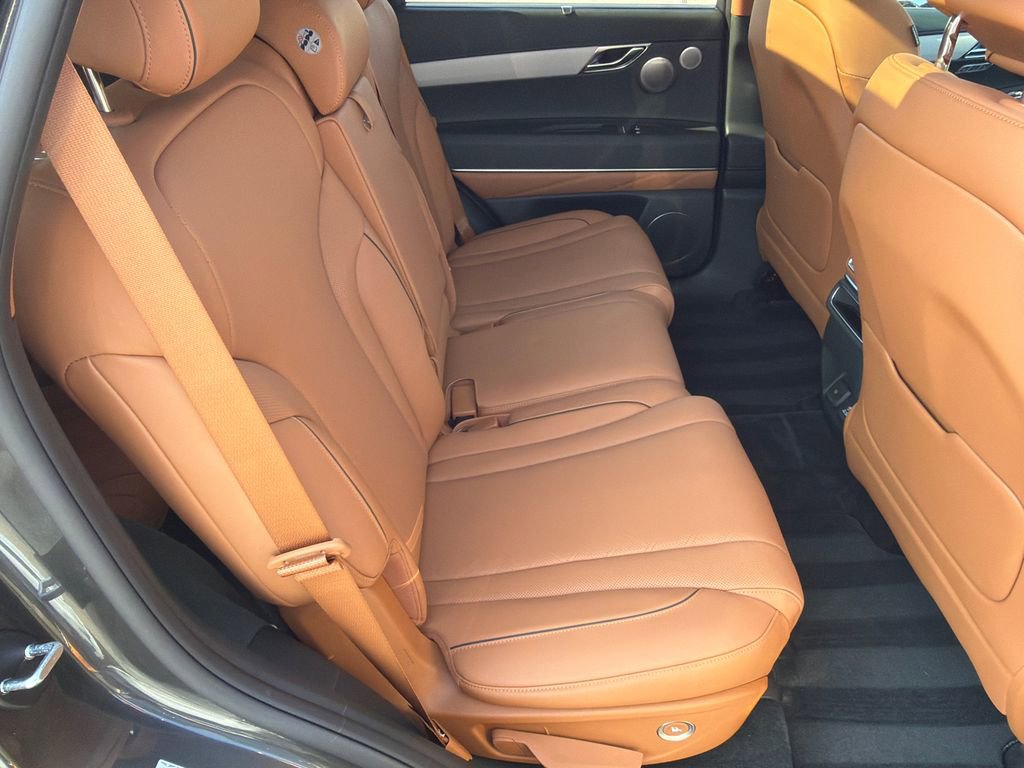 Used 2026 Genesis GV80 2.5T Advanced image 15