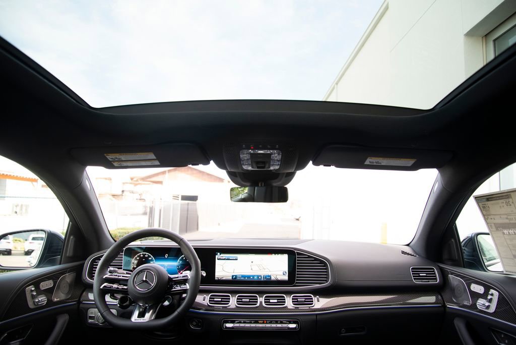 New 2026 Mercedes-Benz GLE 53 AMG 4MATIC Coupe image 16