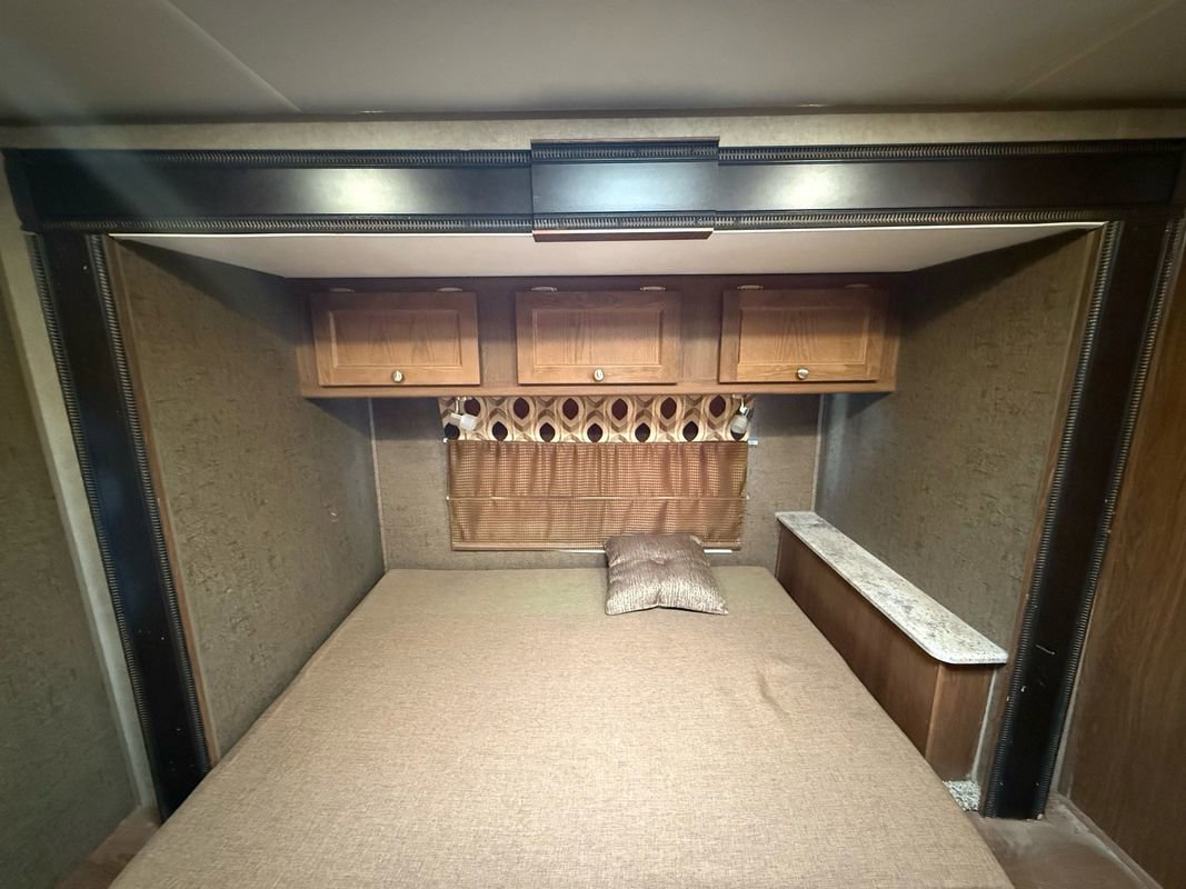 Used 2016 Ford E-350 and Econoline 350 Super Duty w/ Motorhome Prep Package RWD image 30