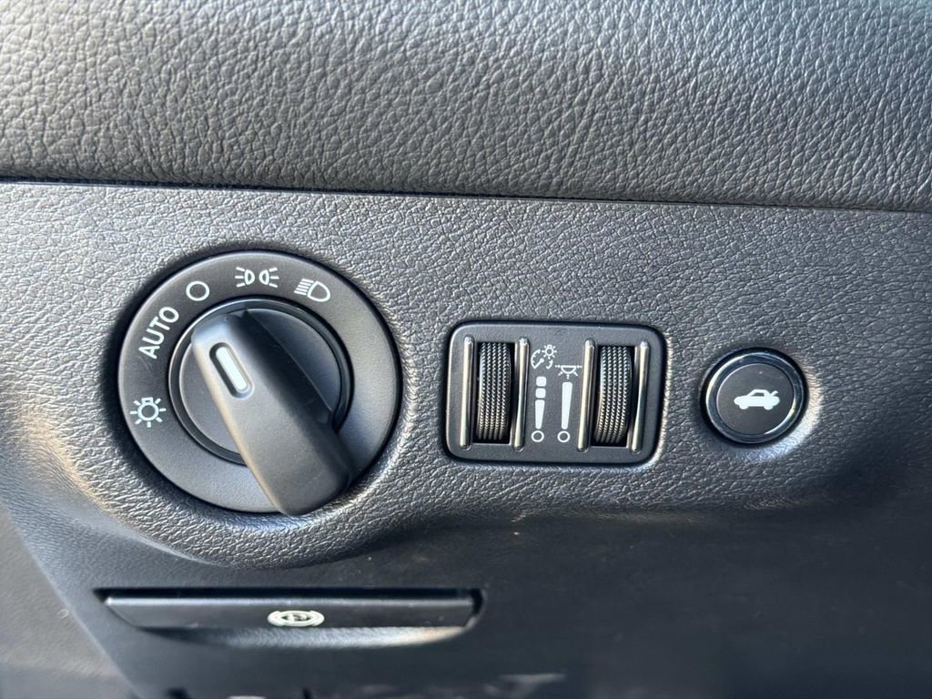 Used 2023 Dodge Challenger R/T w/ Blacktop Package image 21