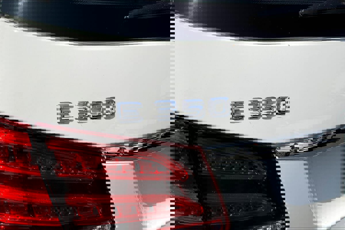 Used 2015 Mercedes-Benz E 350 4MATIC Wagon w/ Premium 1 Package image 8