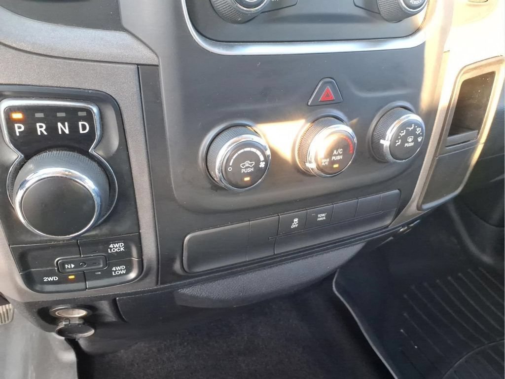 Used 2014 RAM 1500 Express AWD/4WD image 22