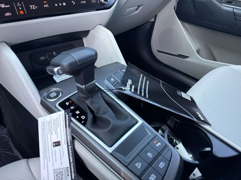 New 2027 Kia Sportage EX FWD image 27
