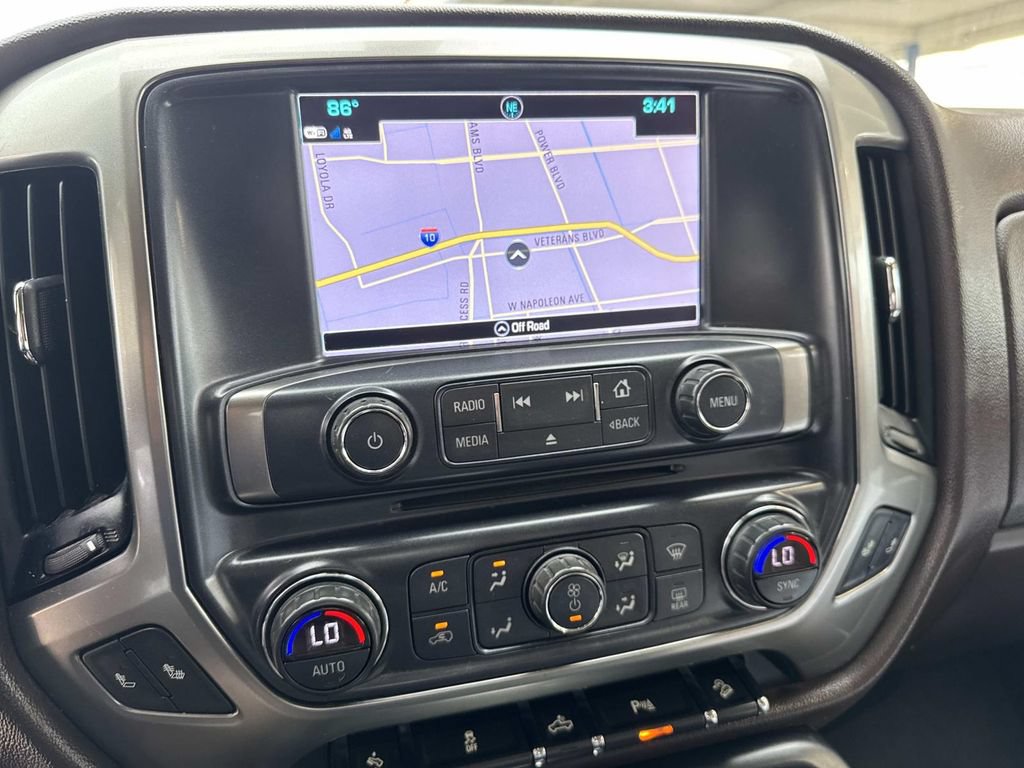 Used 2018 Chevrolet Silverado 1500 LT w/ All Star Edition AWD/4WD image 26