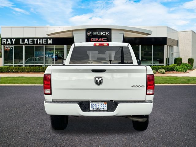 Used 2019 RAM 1500 Express w/ Express Value Package AWD/4WD image 4