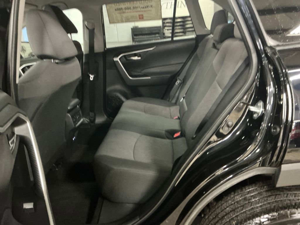 Certified 2025 Toyota RAV4 XLE image 25