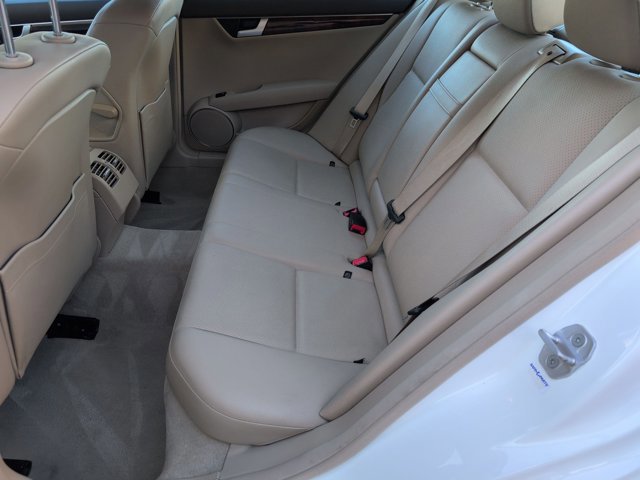 Used 2013 Mercedes-Benz C 250 Sedan image 20