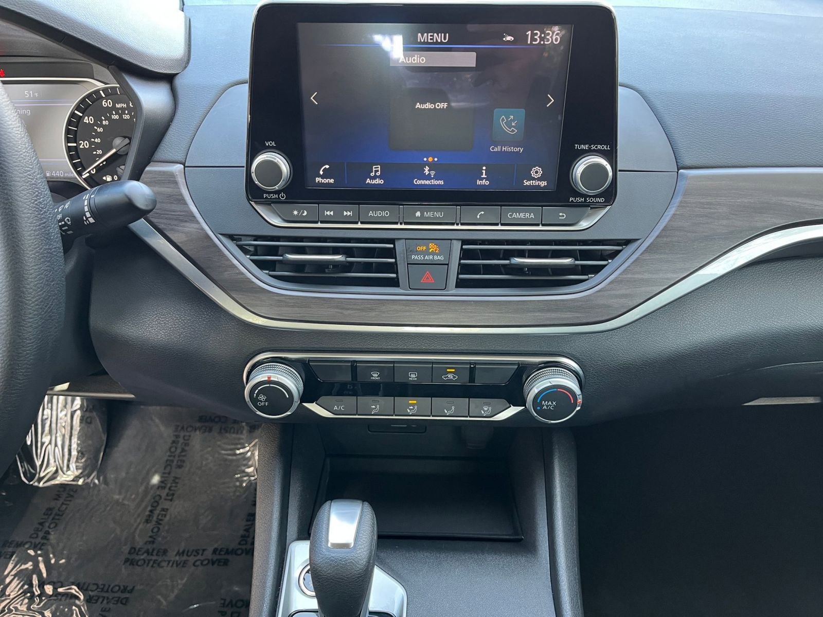 Used 2025 Nissan Altima 2.5 SV image 18