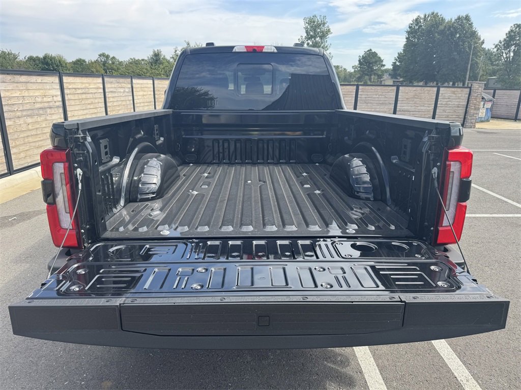 Certified 2025 Ford F250 Platinum image 22