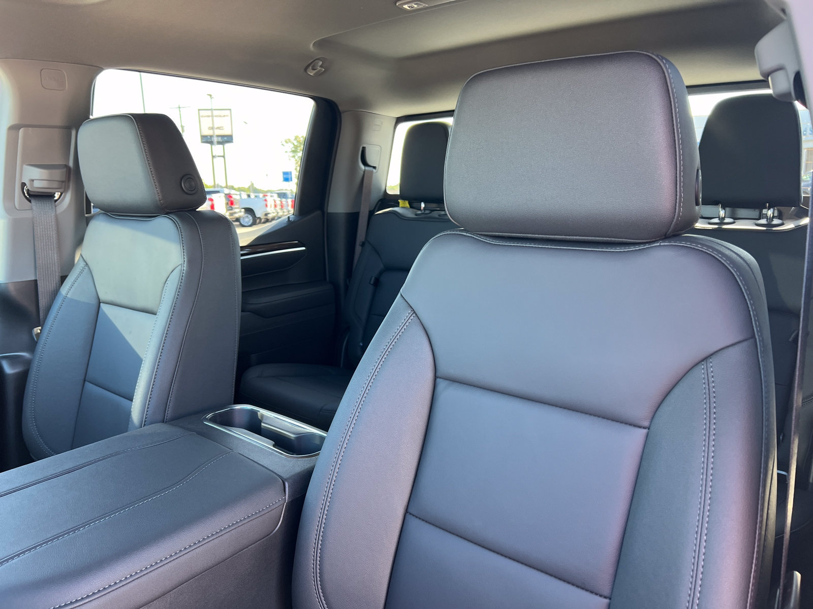 New 2026 Chevrolet Silverado 1500 RST w/ Convenience Package II AWD/4WD image 12