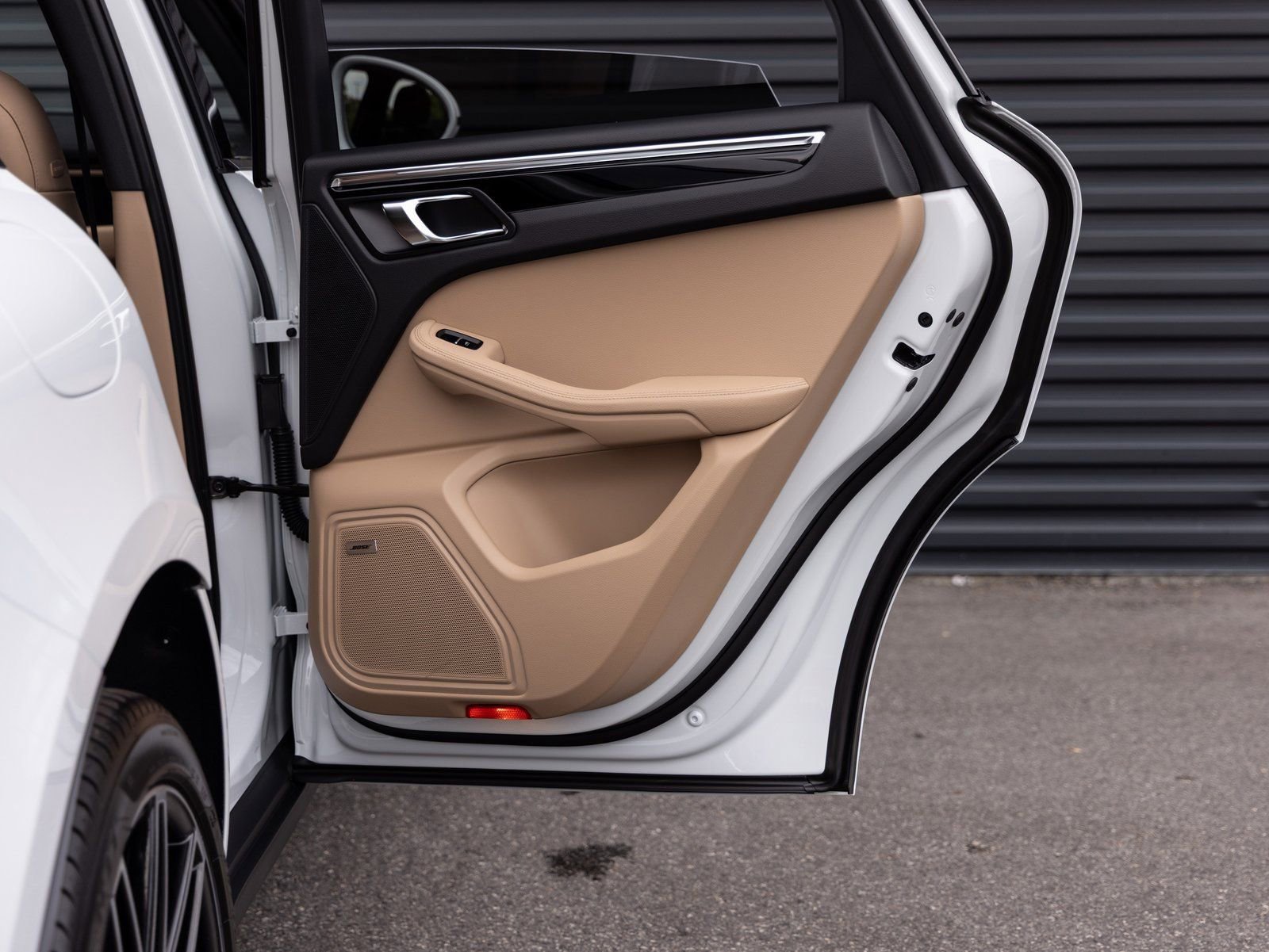 Certified 2026 Porsche Macan S image 29