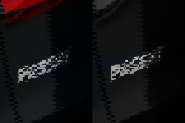 Used 2016 Volkswagen Passat 1.8T S image 8