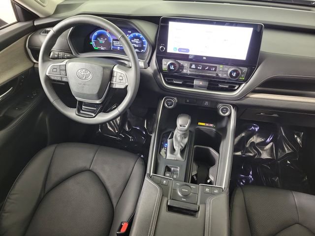 Used 2025 Toyota Grand Highlander AWD Hybrid image 16