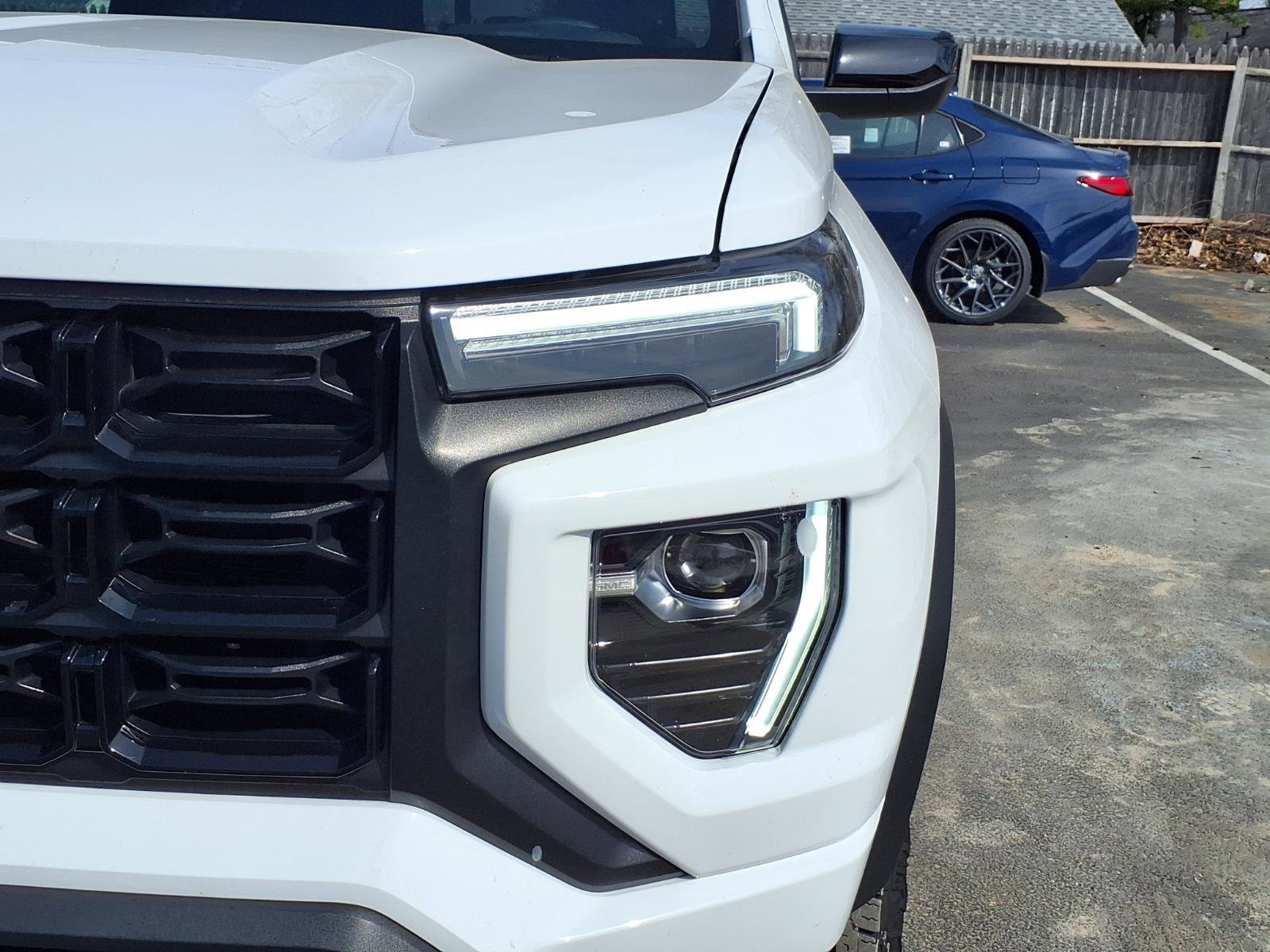 Used 2024 GMC Canyon Elevation w/ Convenience Package image 35