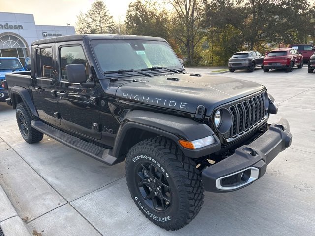 New 2025 Jeep Gladiator Sport image 1