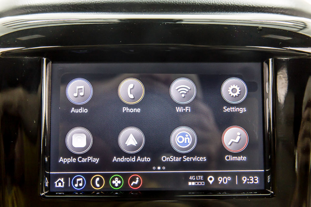 Used 2023 Chevrolet Traverse LS w/ LPO, Cargo Package FWD image 22