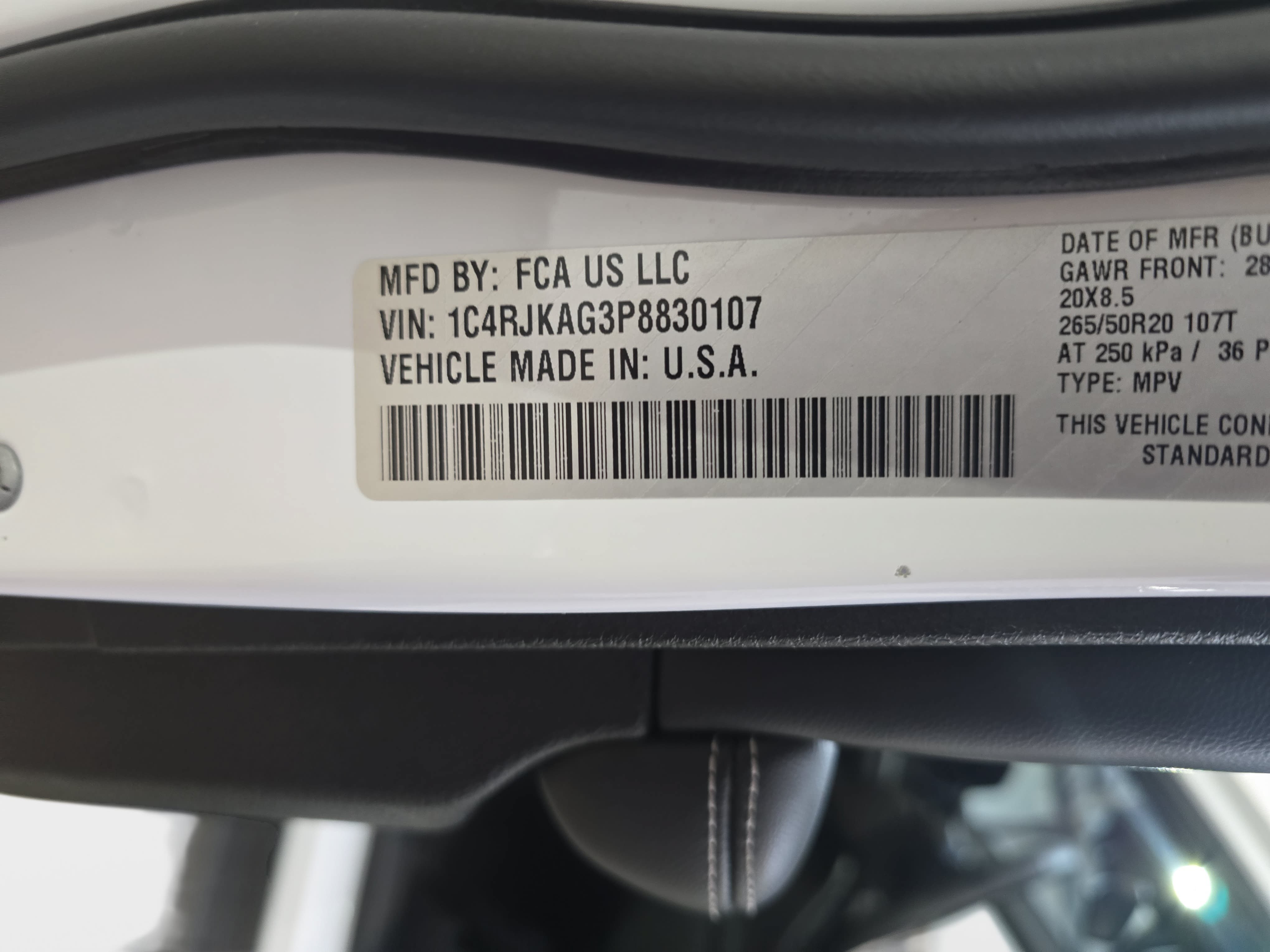 Used 2023 Jeep Grand Cherokee L Laredo AWD/4WD image 32