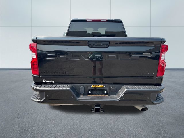 Used 2025 Chevrolet Silverado 2500 Custom w/ Custom Value Package AWD/4WD image 3