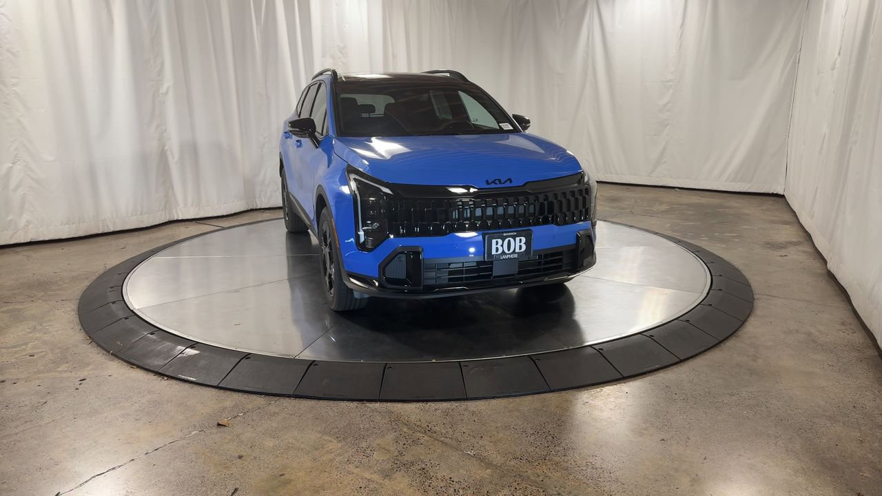 New 2026 Kia Sportage X-Line w/ X-Line Premium Package image 3