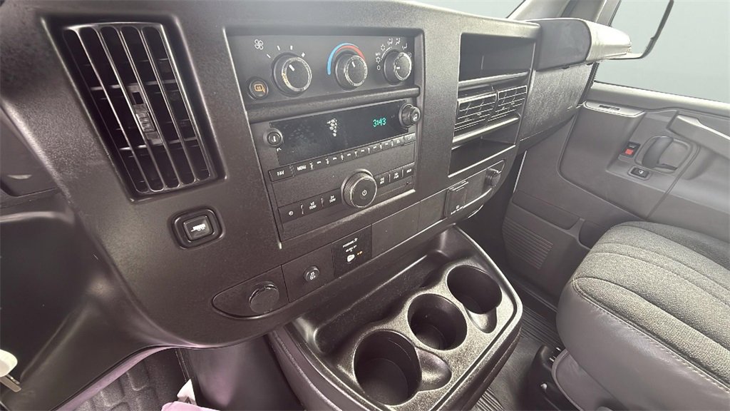 Used 2024 Chevrolet Express 2500 w/ Driver Convenience Package image 20