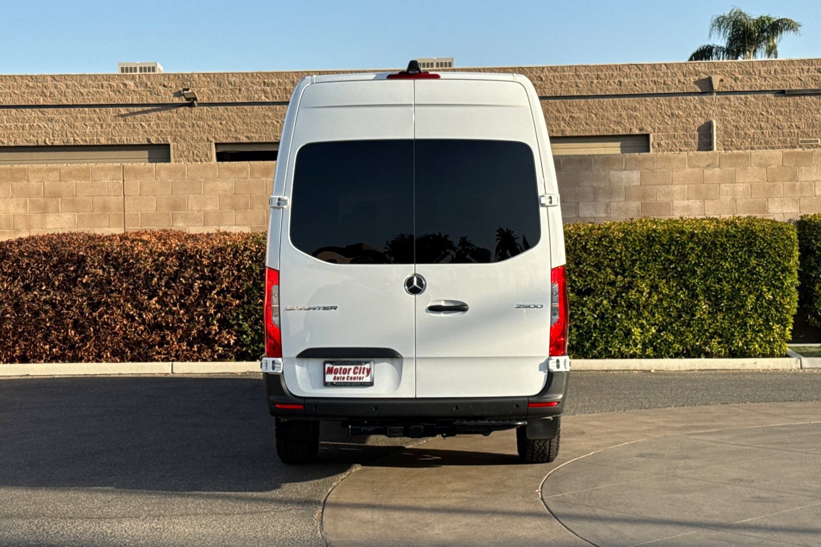 Used 2025 Mercedes-Benz Sprinter 2500 image 5