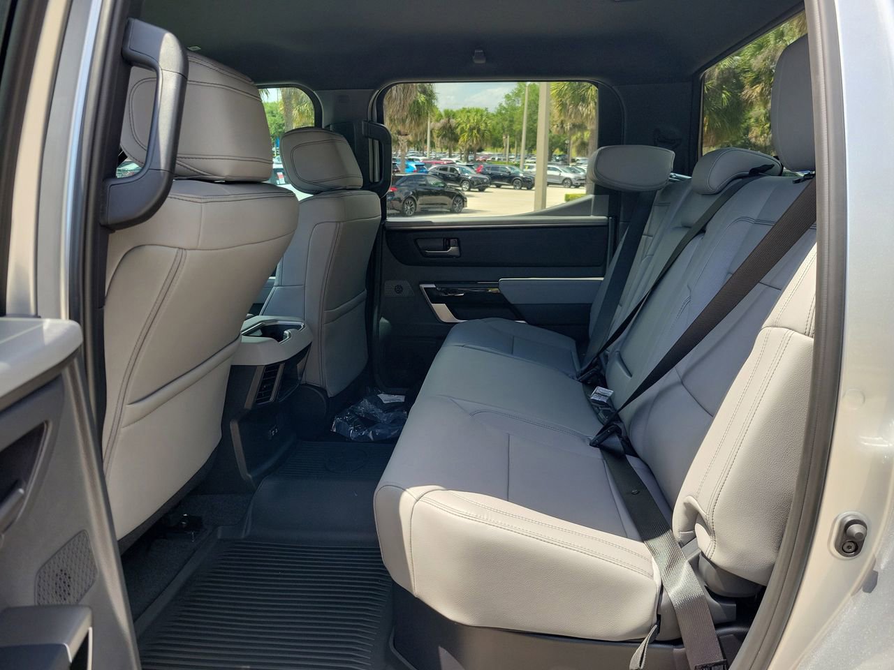 New 2026 Toyota Tundra Limited AWD/4WD image 10