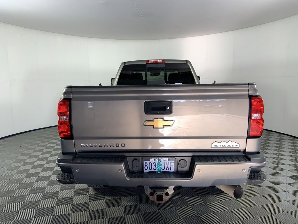 Used 2017 Chevrolet Silverado 3500 High Country w/ Duramax Plus Package image 9