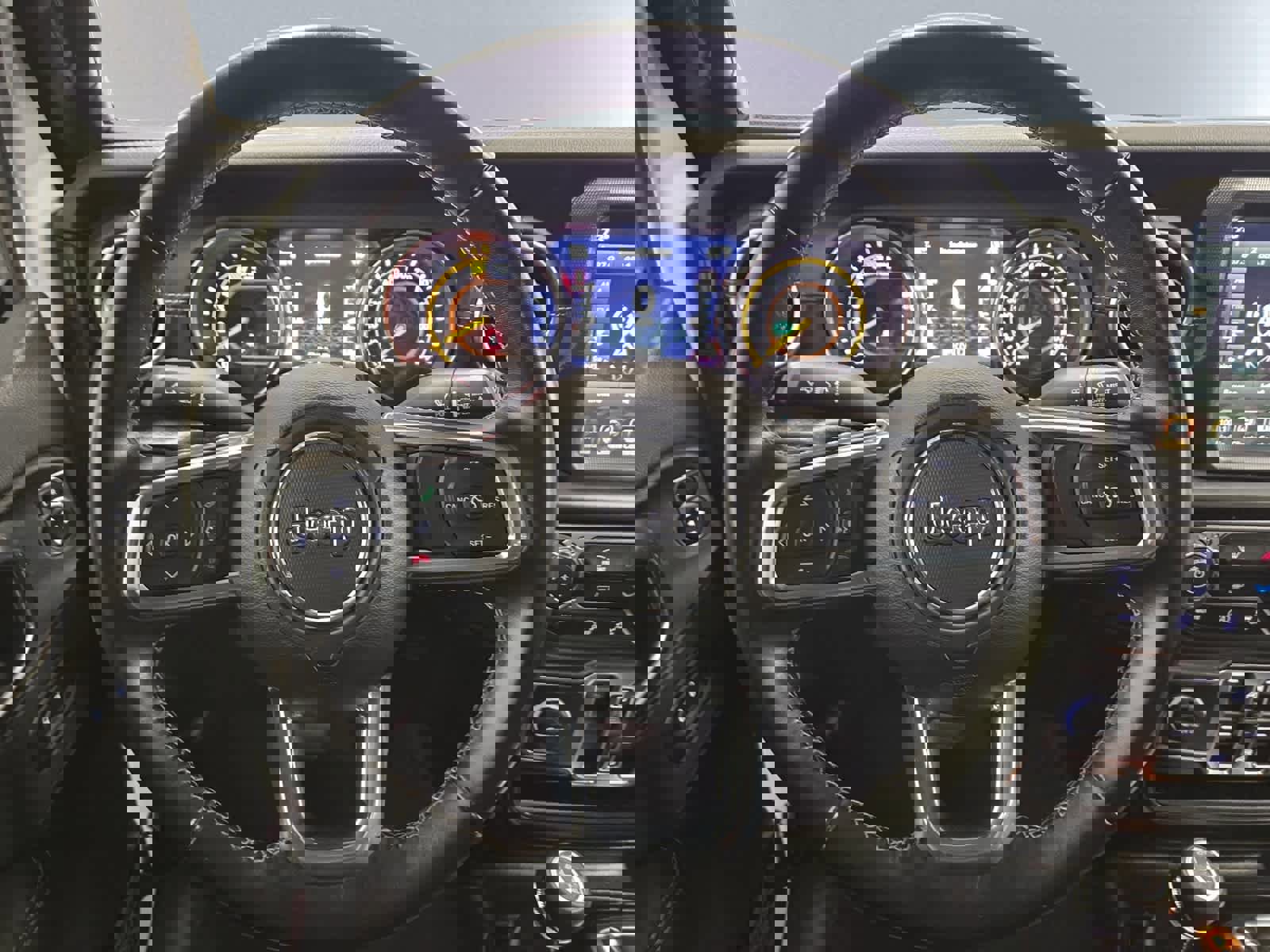 Used 2022 Jeep Wrangler Unlimited Sahara image 19