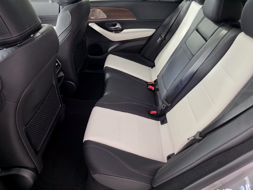 New 2026 Mercedes-Benz GLE 350 4MATIC image 11