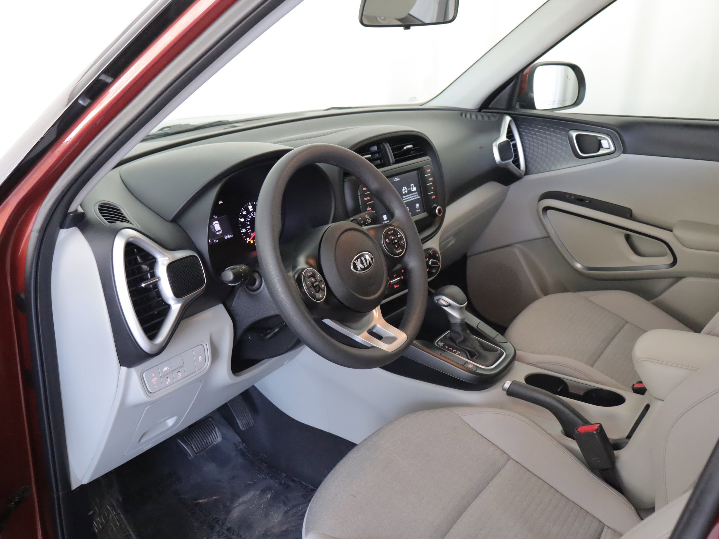 Used 2021 Kia Soul S FWD image 8