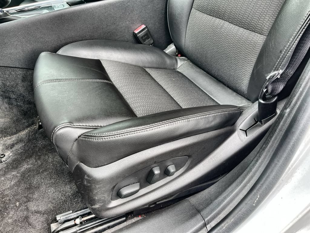 Certified 2016 Chevrolet Impala LT w/ Convenience Package FWD image 17