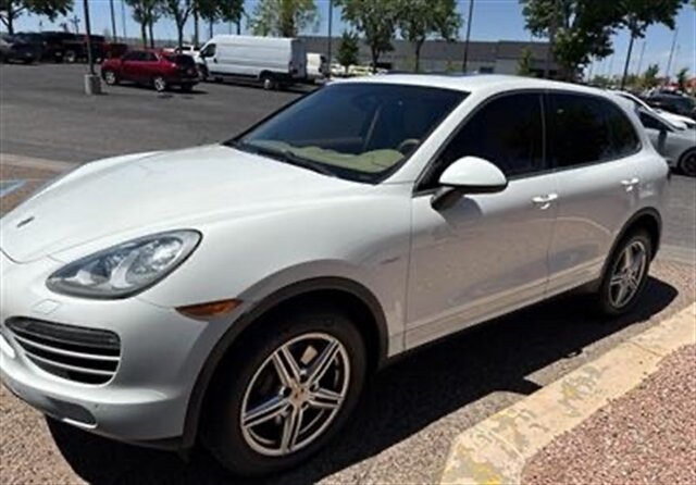 Used 2014 Porsche Cayenne Diesel AWD/4WD image 4